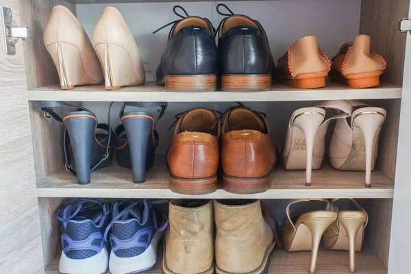 moda kadınların yüksek topuklu ve çalışmak için ahşap kabin içinde deri Erkek Ayakkabı