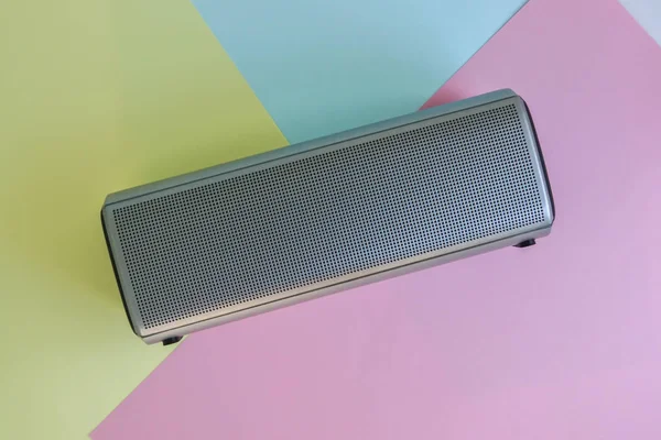 Altavoz Inalámbrico Portátil Bluetooth Sobre Fondo Pastel — Foto de Stock