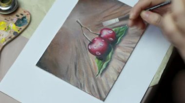 Yağlarda resimle. Boya uygulamak ve Your parmak ile gölge.