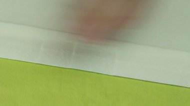 Düzgünleştirir el ile kumaş terzi ve ürüne göre terzi pin 1 bıçak kenarına başlar