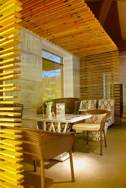 Restoranda masa hazır.