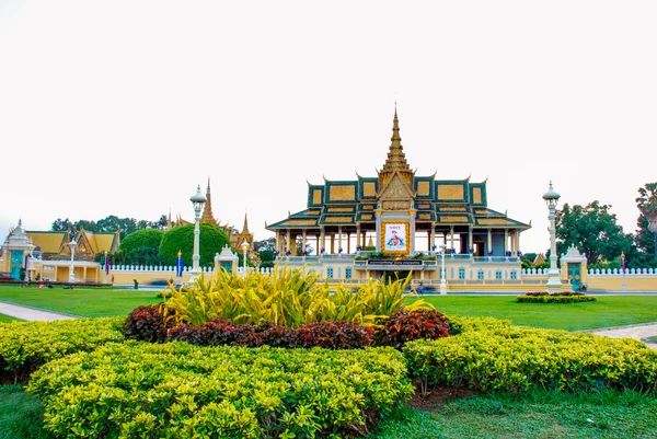 Koninklijk Paleis Front — Stockfoto