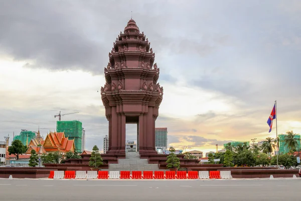 Monumento de la independencia cambodia —  Fotos de Stock