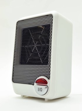 Beyaz elektrikli ısıtıcı