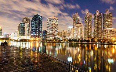 Bangkok alacakaranlıkta