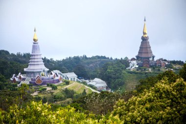 İki Yataklı Pagoda adlı DOI Inthanin Milli Parkı