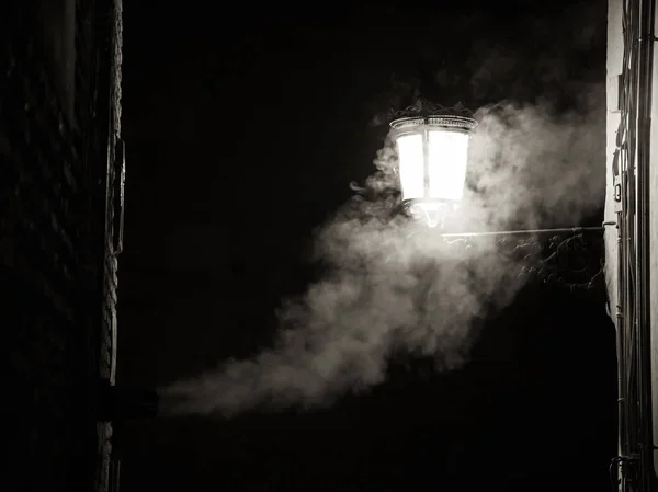 Incessant nightly smoke — Stock Photo, Image
