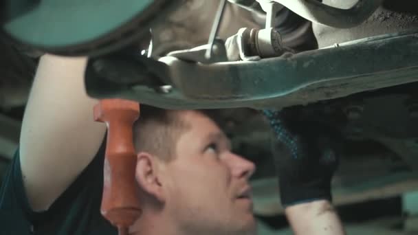 Mechanik Naprawa samochodu — Wideo stockowe