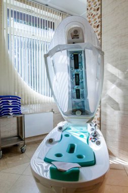 Spa kapsül, kaplıca tedavisi.