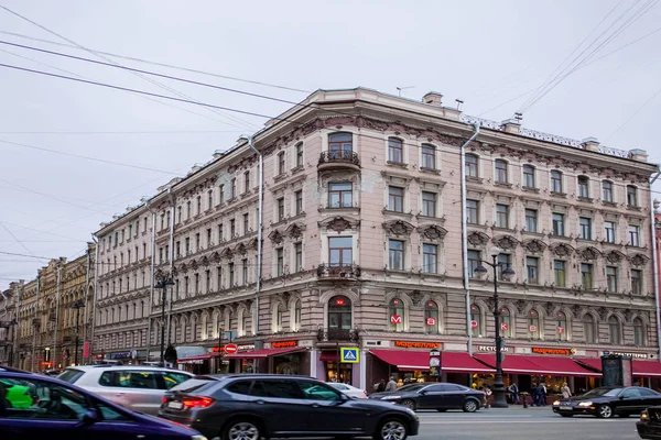 San Petersburgo Nevskiy Prospekt 2015 — Foto de Stock