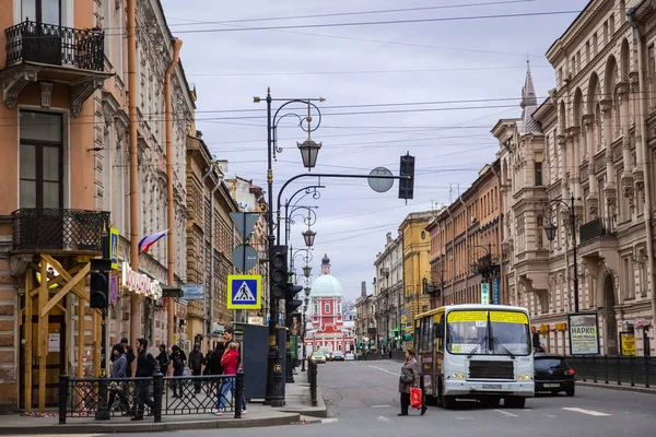 San Petersburgo 2015 Nevskiy Prospekt Paseo San Petersburgo — Foto de Stock