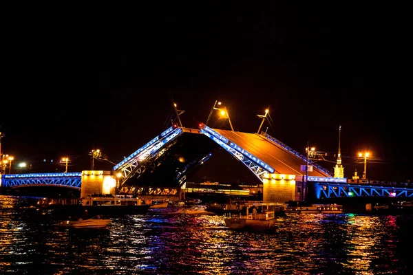 São Petersburgo Drawbridges Night Passeio São Petersburgo Ponte Palácio — Fotografia de Stock