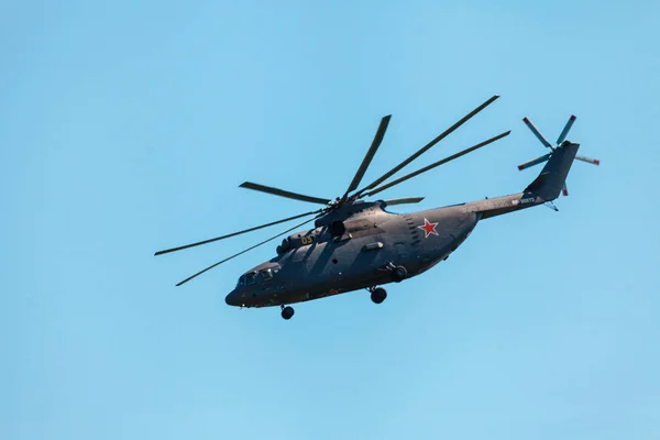 Hubschrauber Der Hubschrauber Himmel Demonstrationsleistung Russland Samara 2015 — Stockfoto