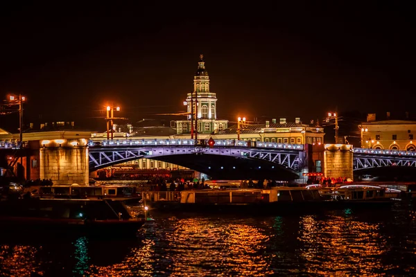 Russia San Pietroburgo 2017 Ponte Levatoio Palace Bridge Città Notte — Foto Stock