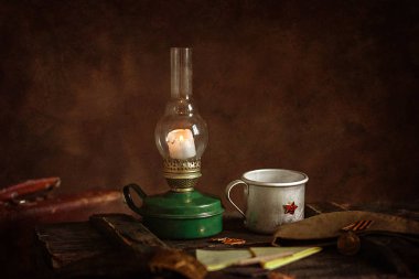 Askeri geçmişi var. Stüdyo dekorasyonları. Askeri özellikler. Hatırlıyorum, gurur duyuyorum! Zafer Günü. 9 Mayıs.