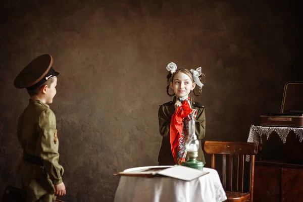 Crianças Uniforme Soldados Defensores Pátria Tema Militar Uniforme Militar — Fotografia de Stock
