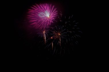 Havai fişek kutlama yeni yıl ve kopya alanı geceleri .