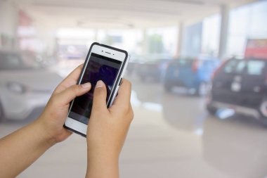 İşadamları araba ve showroom Office workplace.blur bulanıklık. odak hizmet renk insanlar kazanan ekran feat yer Danışma sığ derinliği