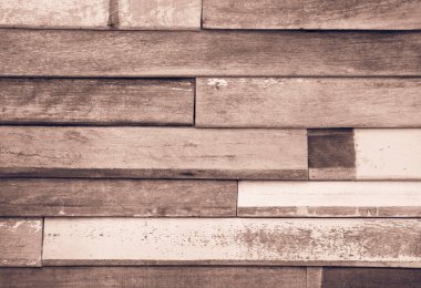 Tahta plank kahverengi ahşap tüm yıpranmış antika kırık mobilyalar beyaz duvar kağıdı doku arka plan.