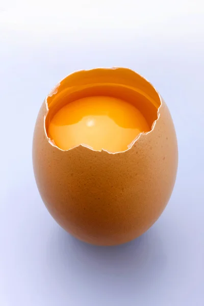açık bir yumurta