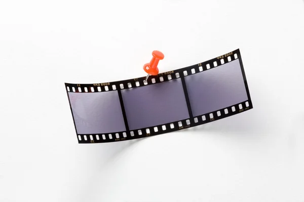 Kırmızı iğne ile film