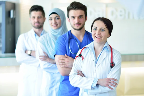 Jovem equipe médica profissional — Fotografia de Stock