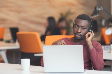 Müşteri hizmetleri temsilcisi Office 