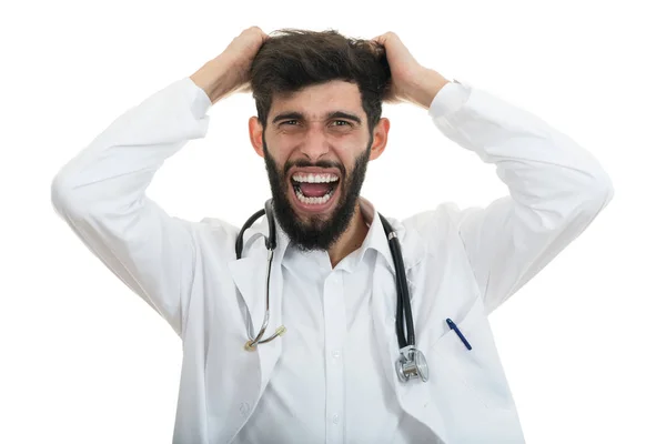 Médico joven enojado — Foto de Stock