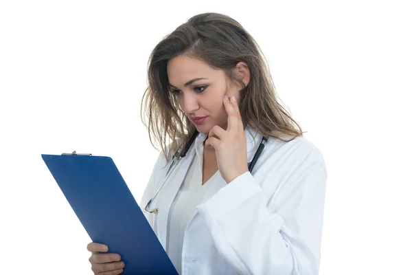 Female doctor looking serious — Stock Photo, Image