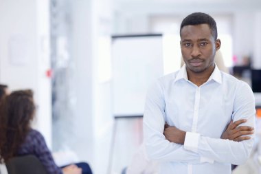 Office toplantıda emin iş adamı