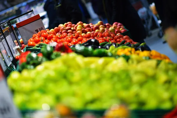 Fruits and Vegetables at City Market — Stock Photo, Image