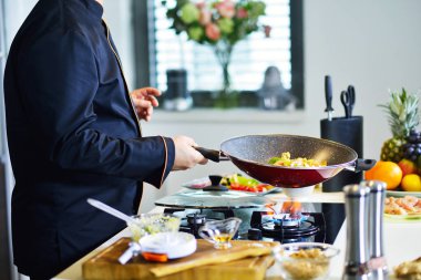 Şef holding pan 