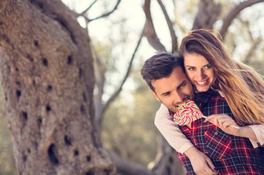 kız vererek piggy geri dostum