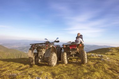 Çift Quad bisiklet veya Atv ile off-road sürüş