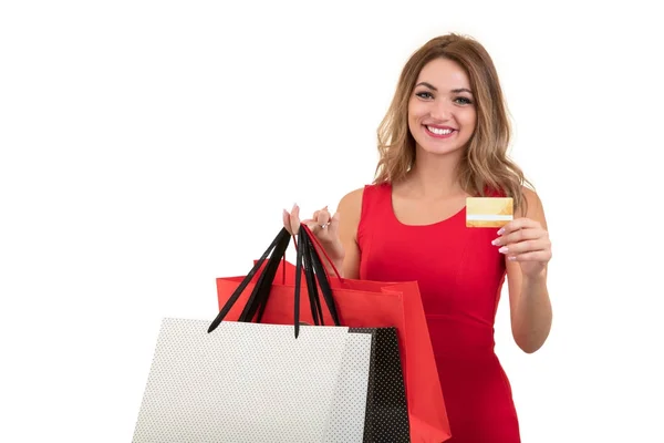 Vidám izgatott meglepett fiatal nő hitelkártyával át fehér háttér — Stock Fotó