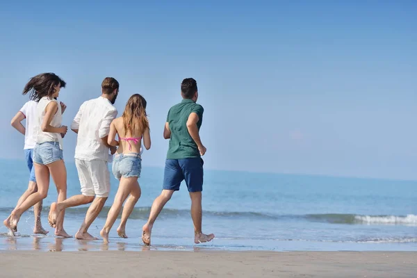 Barátság szabad strand nyaralás koncepció — Stock Fotó