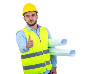 Planları üzerinde beyaz izole tutan genç mühendis portre