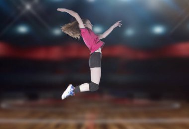 Voleybol oyuncular yakın çekim vollayball sahaya atladı.