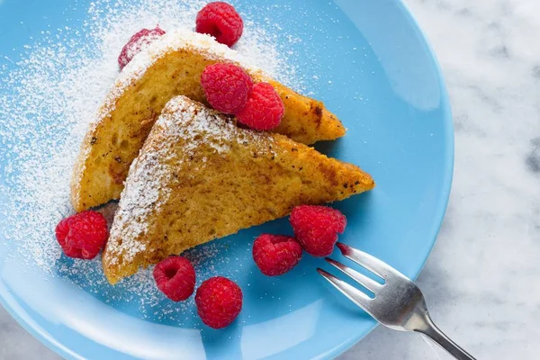 Yumurtalı ekmek ile Ahududu