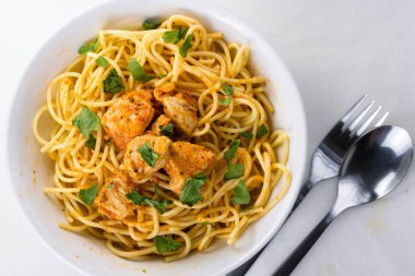 Spagetti makarna plaka