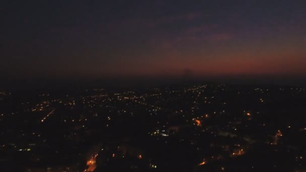 Aereo girato città notte — Video Stock