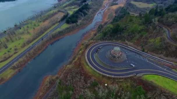 Vista aérea Vista House Oregon — Vídeos de Stock