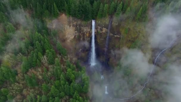 Luftschuss Mulnomah fällt oregon — Stockvideo