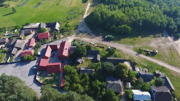 Uitzicht vanuit de lucht op prachtig restaurant — Stockvideo