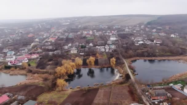 Tiro aéreo panorâmico na cidade — Vídeo de Stock