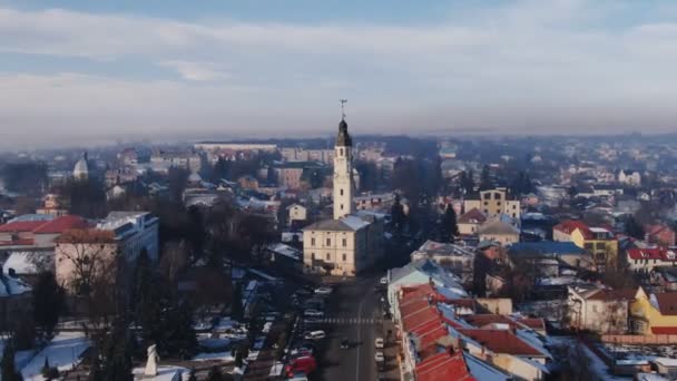 Панорамная воздушная съемка в городе — стоковое видео