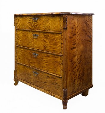 Beyaz arka planda eski antika çekmeceler.