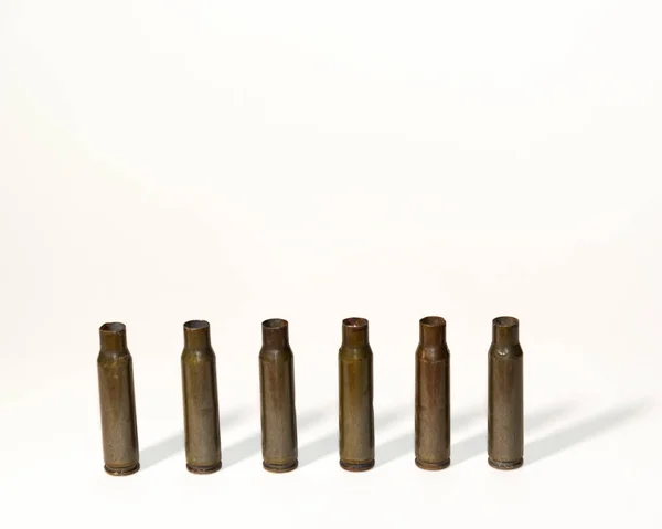 Cartuchos Vacíos Cartuchos Para Arma Fuego Sobre Fondo Blanco — Foto de Stock