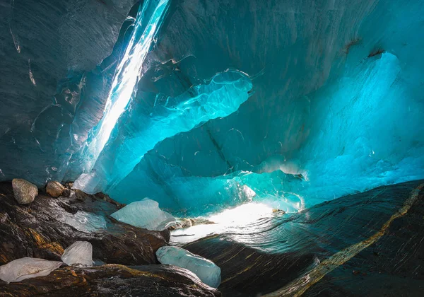 Muster Der Eisdecke Der Gletscherhöhle Des Alibek Gletschers — Stockfoto