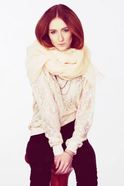 güzel bir genç kadının portresi Studio